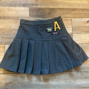 NWT Zara girl’s preppy letterman gray pleated mini skirt, size 11-12